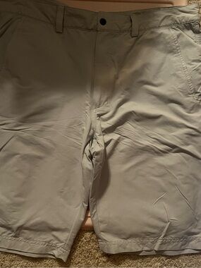 Helly Hansen HP Lightweight Quick Dry Gray Boating Shorts, Size 36